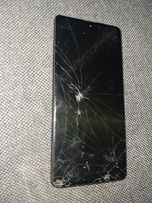 Samsung galaxy a71, z defektem