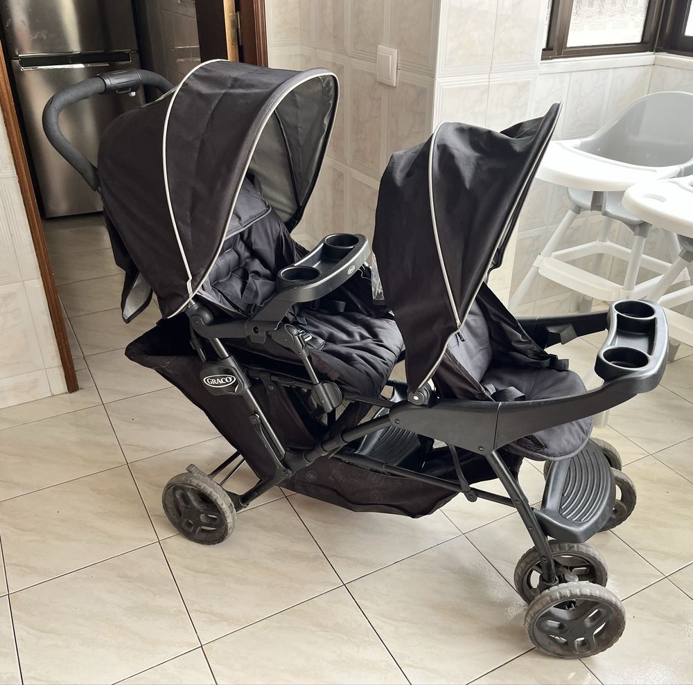 Carrinho duplo Graco