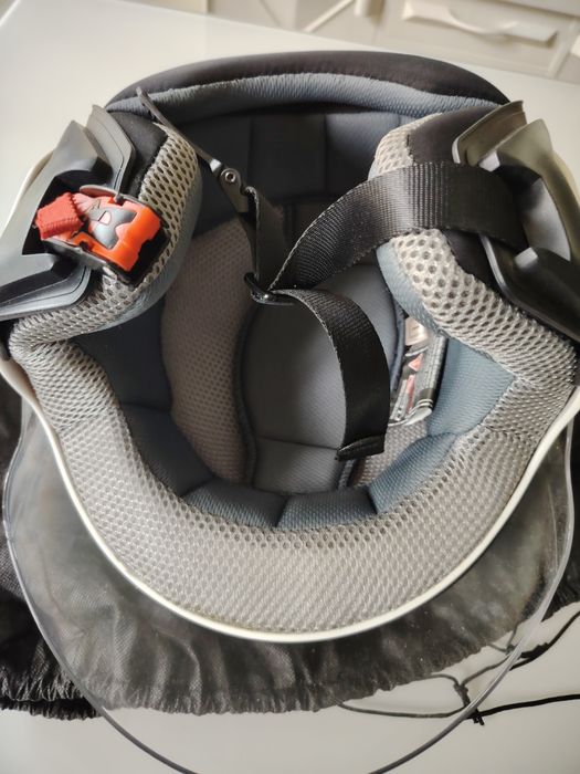 Capacetes mota como novos