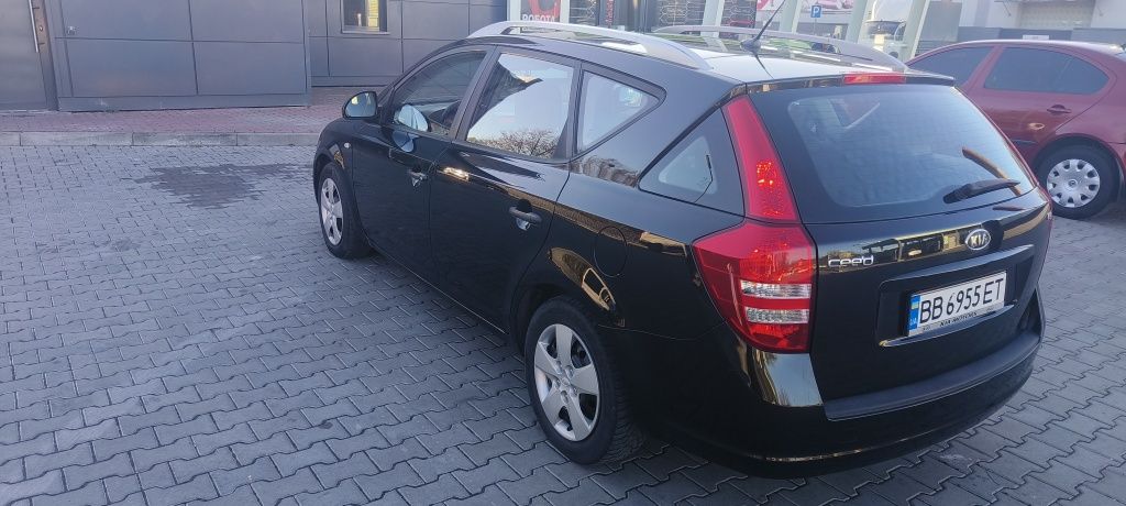 Продам kia ceed 1.6