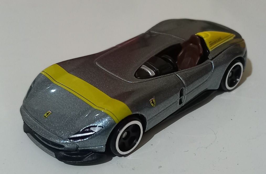 Ferrari Monza SP 1 miniatura 1/64