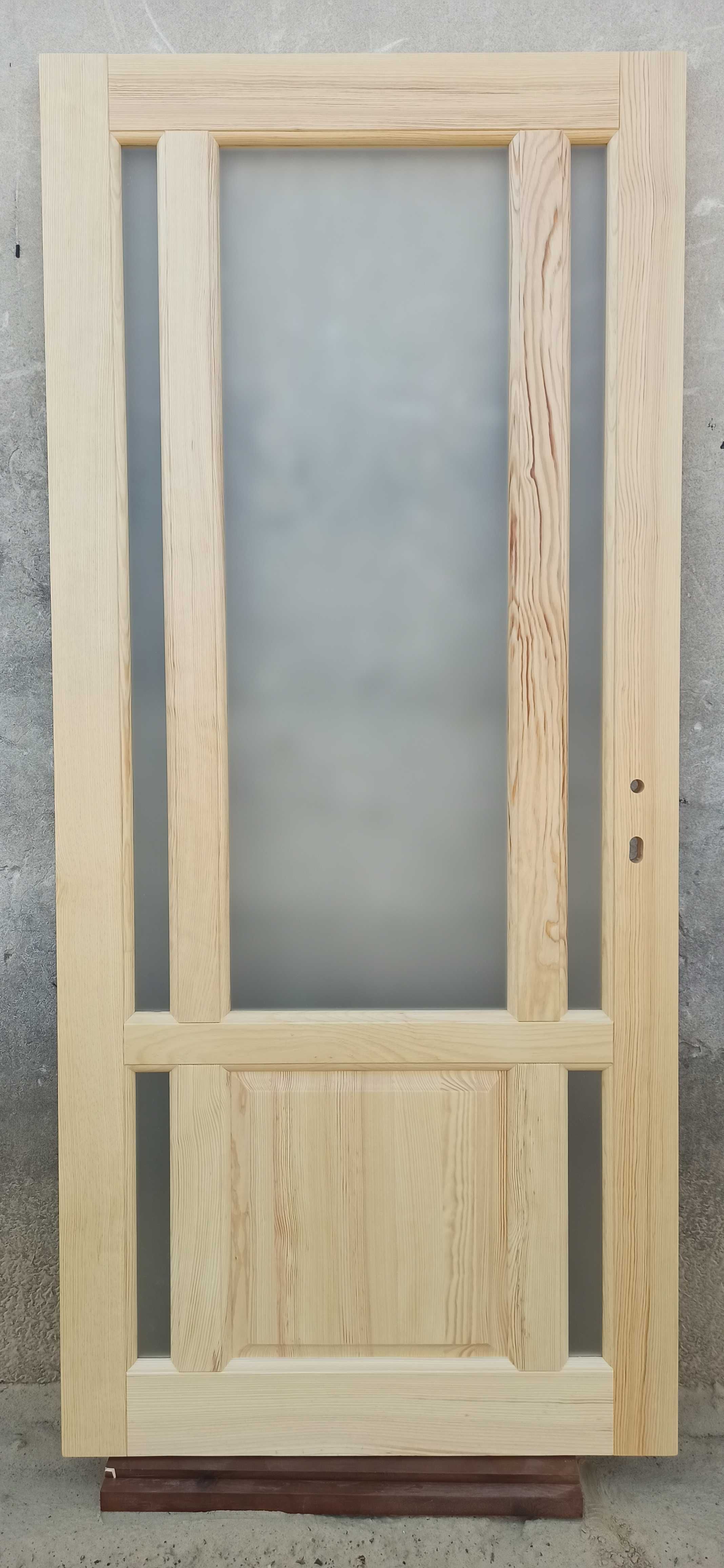 Двері дерев'яні, столярка