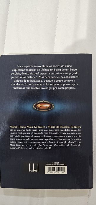 Livro clube das chaves