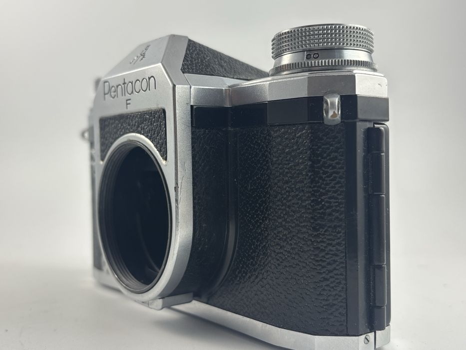 Pentacon F • lustrzanka analogowa M42 • sprawna • klasyk NRD