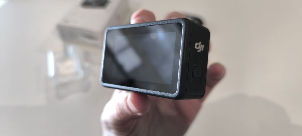 DJI Osmo Action 3 standard combo + DJI Care + tripé extensível