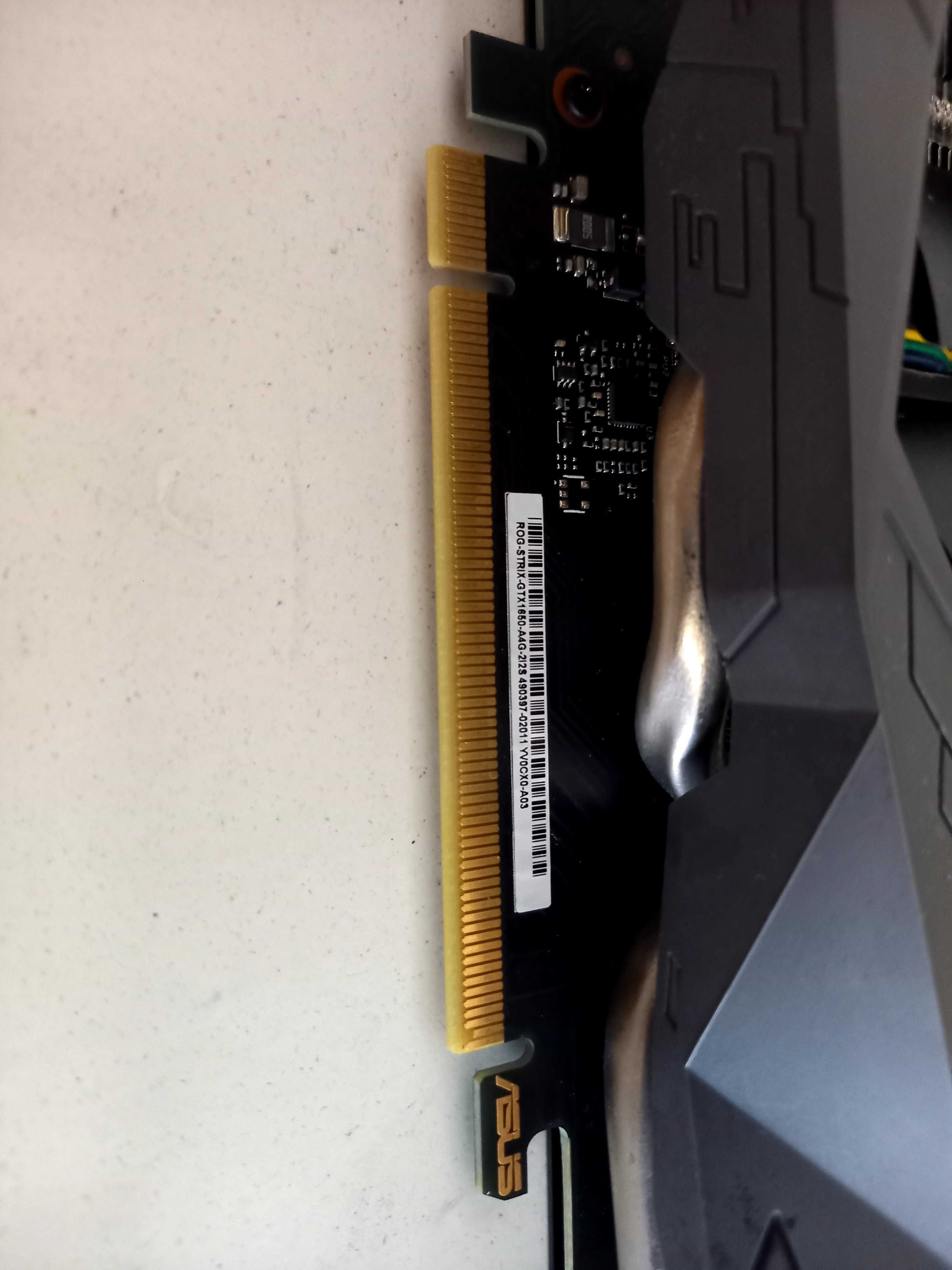 Placa gráfica Asus Rog Strix Gaming GTX1650