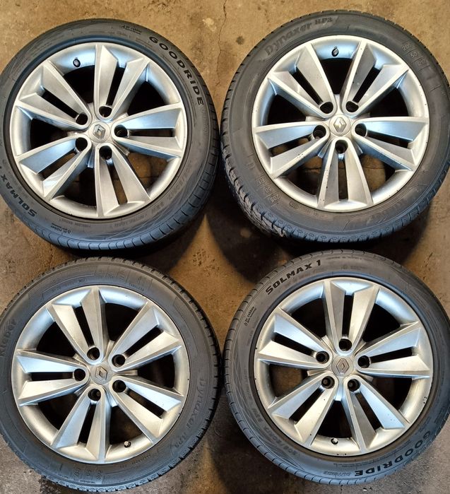 [555] Koła alu Renault Megane 5x114,3x17