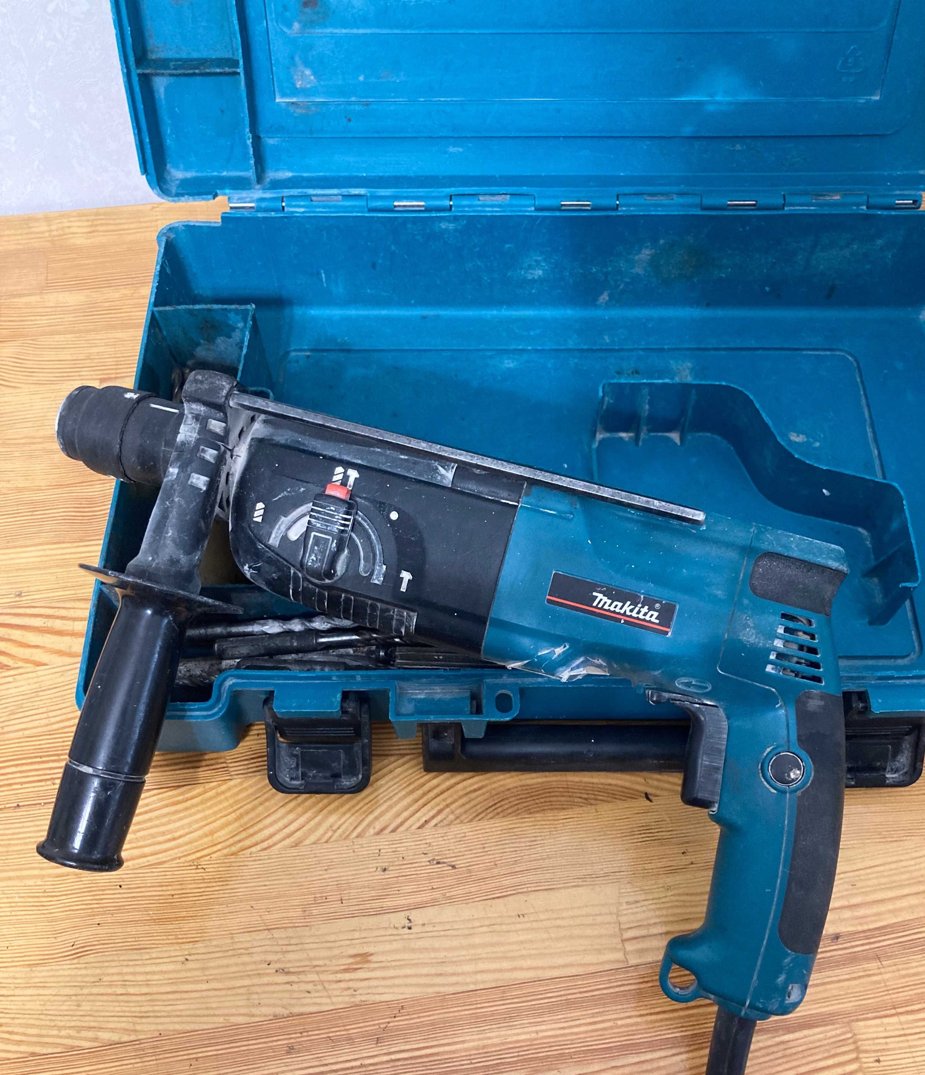 Перфоратор Makita HR2450T