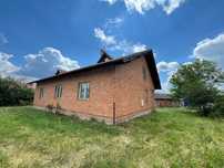 Siedlisko 15 ar Dom ok 200m2 + strych do adaptacji budynki gospodarcze