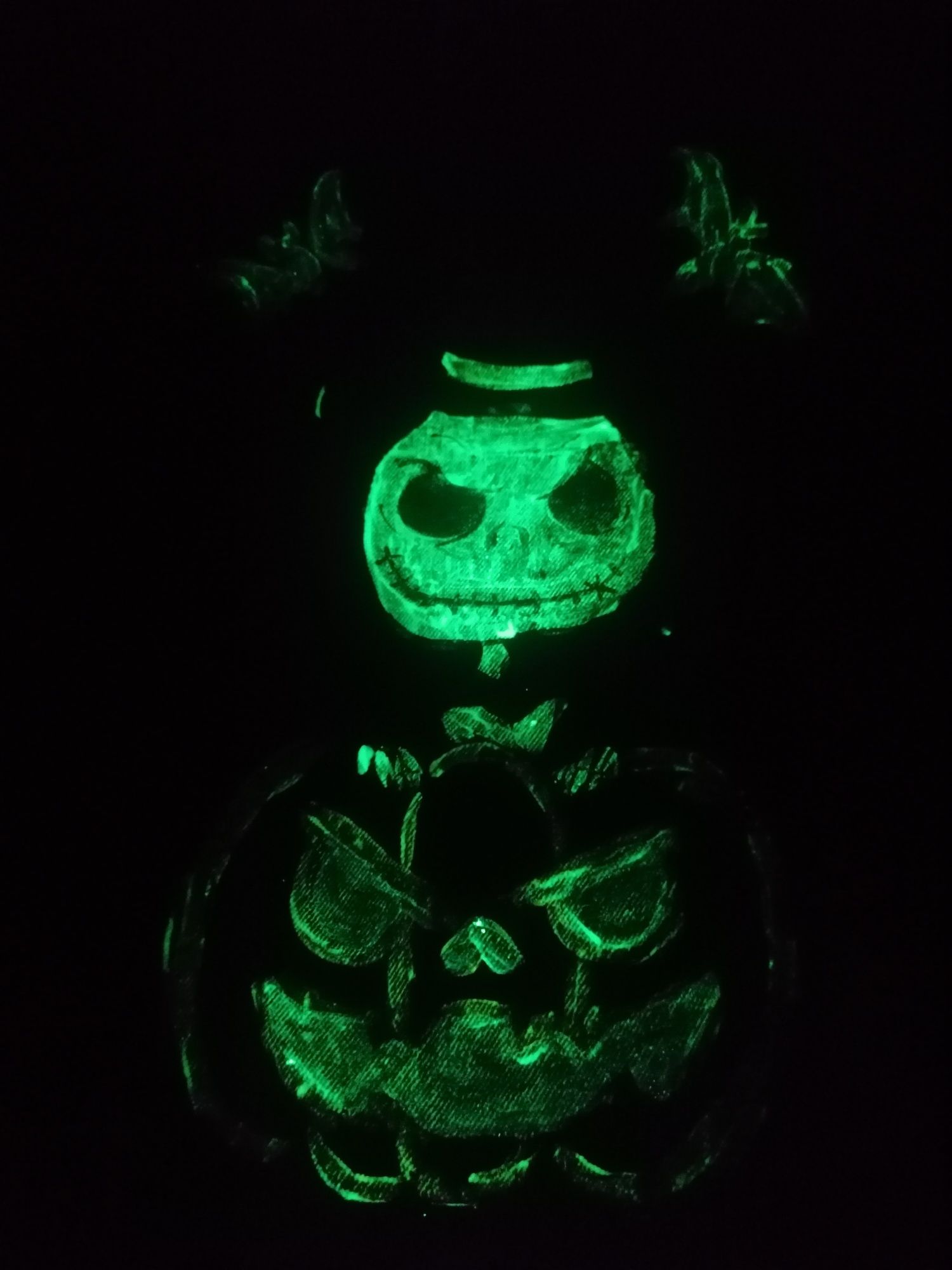 Kurtka na Halloween świecąca w ciemności