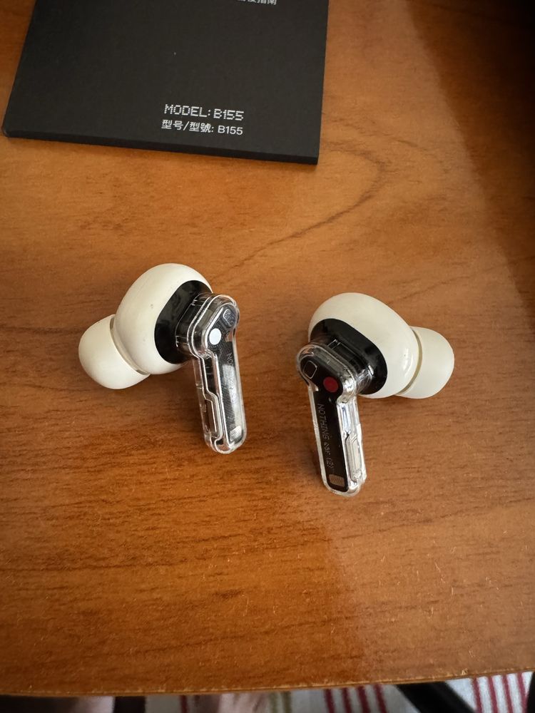 Nothing Ear (2) – Como novos | Originais com caixa e acessórios