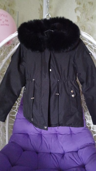Парка жіноча розмір S.