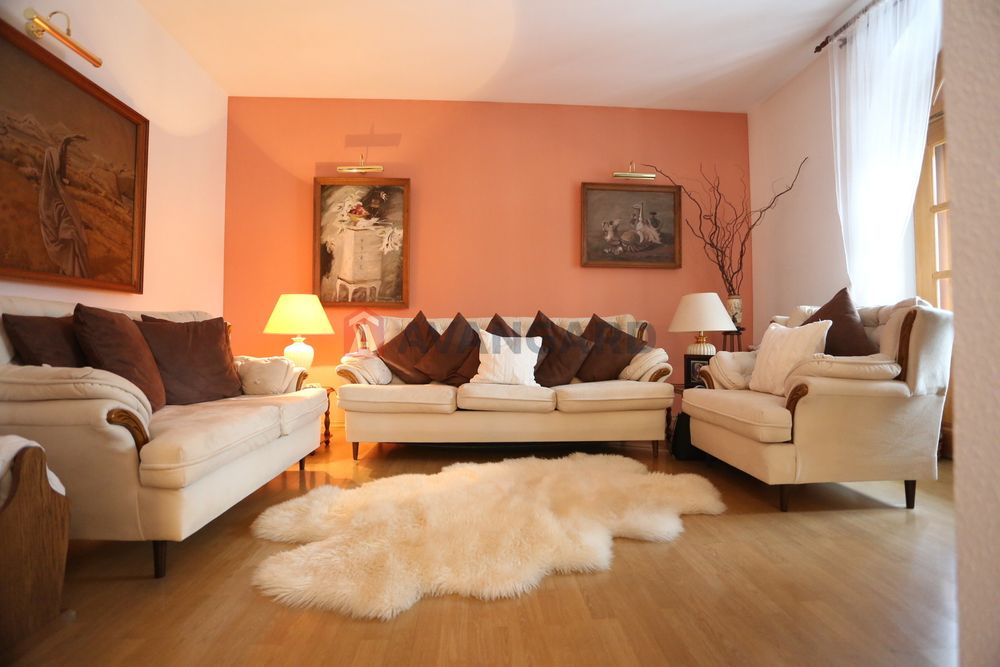 Продам 5-і камнатну сучасну квартиру в центрі Дніпра