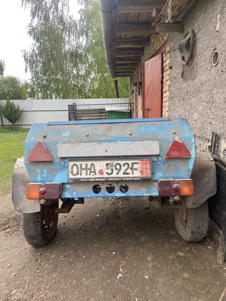 Причіп  легковий