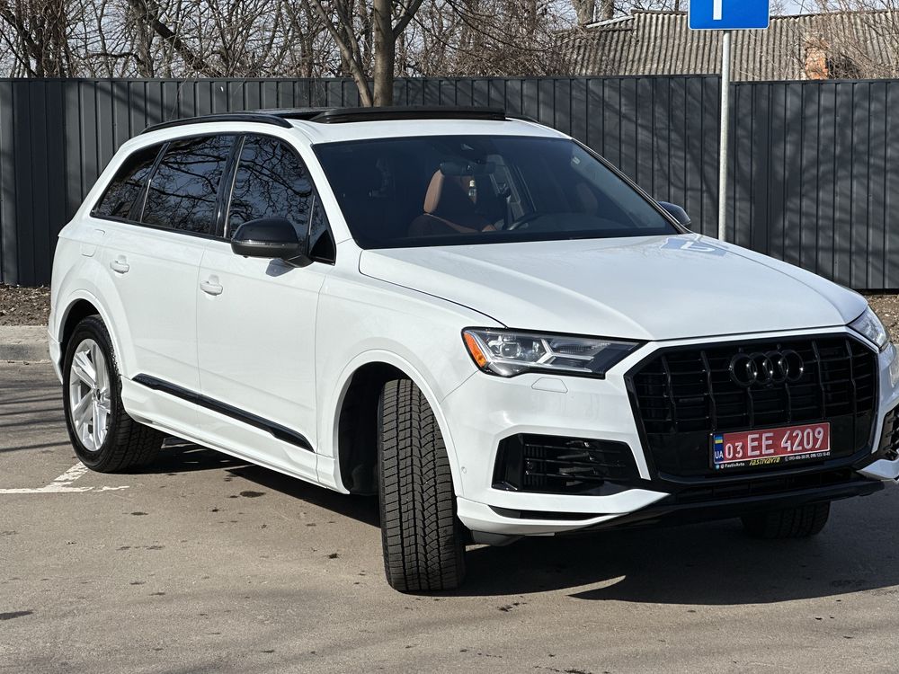 AUDI Q7 2021 рік