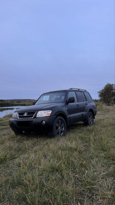 mitsubishi pajero wagon 3