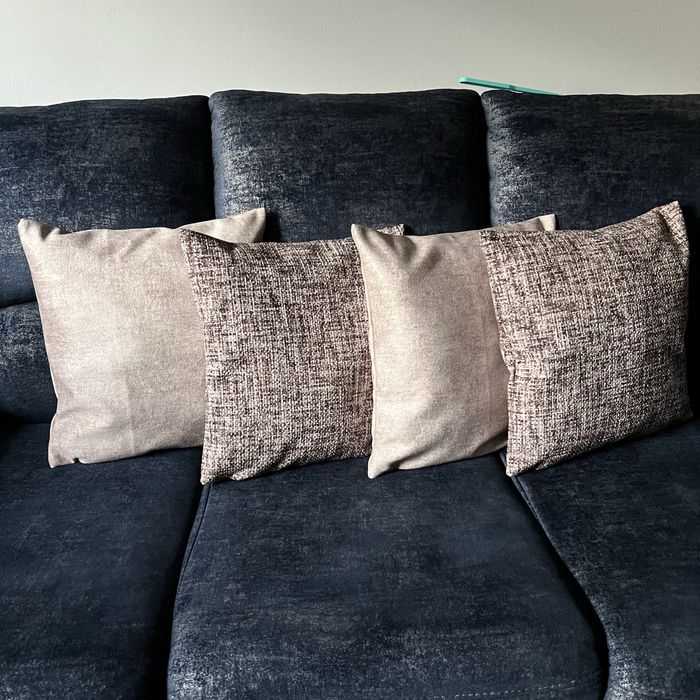 Poszewki dekoracyjne na poduszki (jaśki) beżowo-brązowe