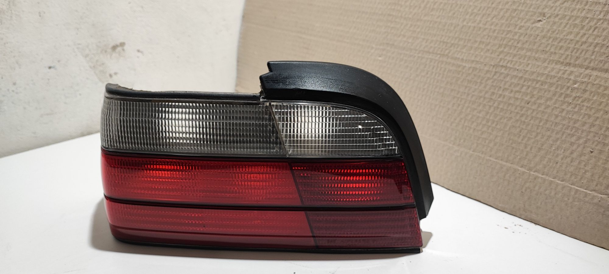 BMW E36 Lampa Mpakiet Oryginał Tylna Coupe/Cabrio Lewa okazja ladna