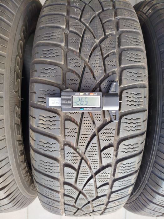 Opony zimowe 215/60 r17 C  2022 r. Dunlop wzmacniana