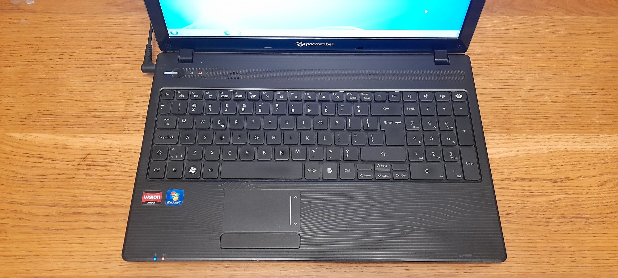 Laptop Packard Bell PEW96, Windows 7