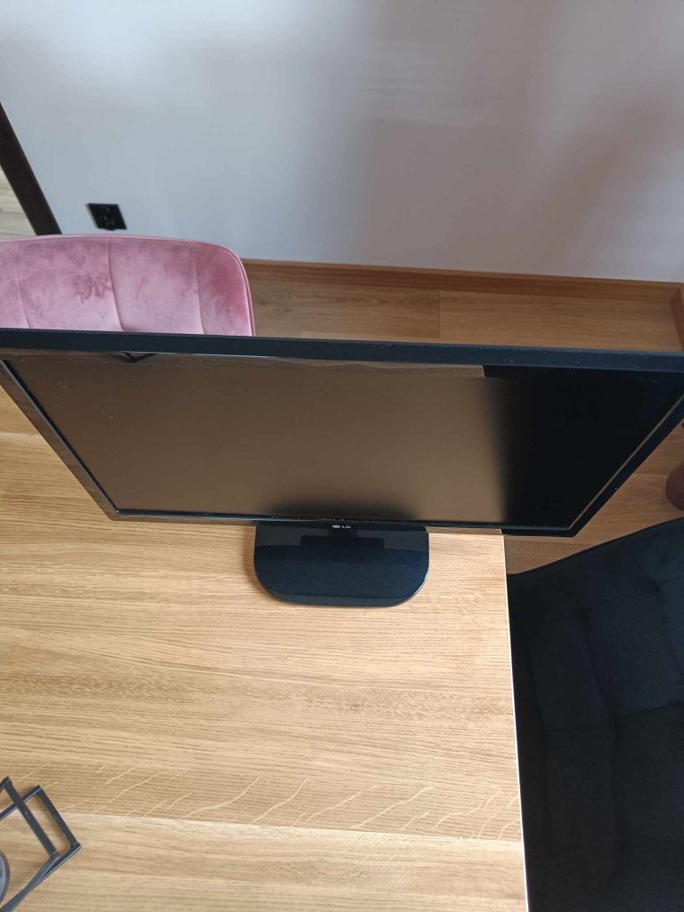 Monitor LG 22"  IPS