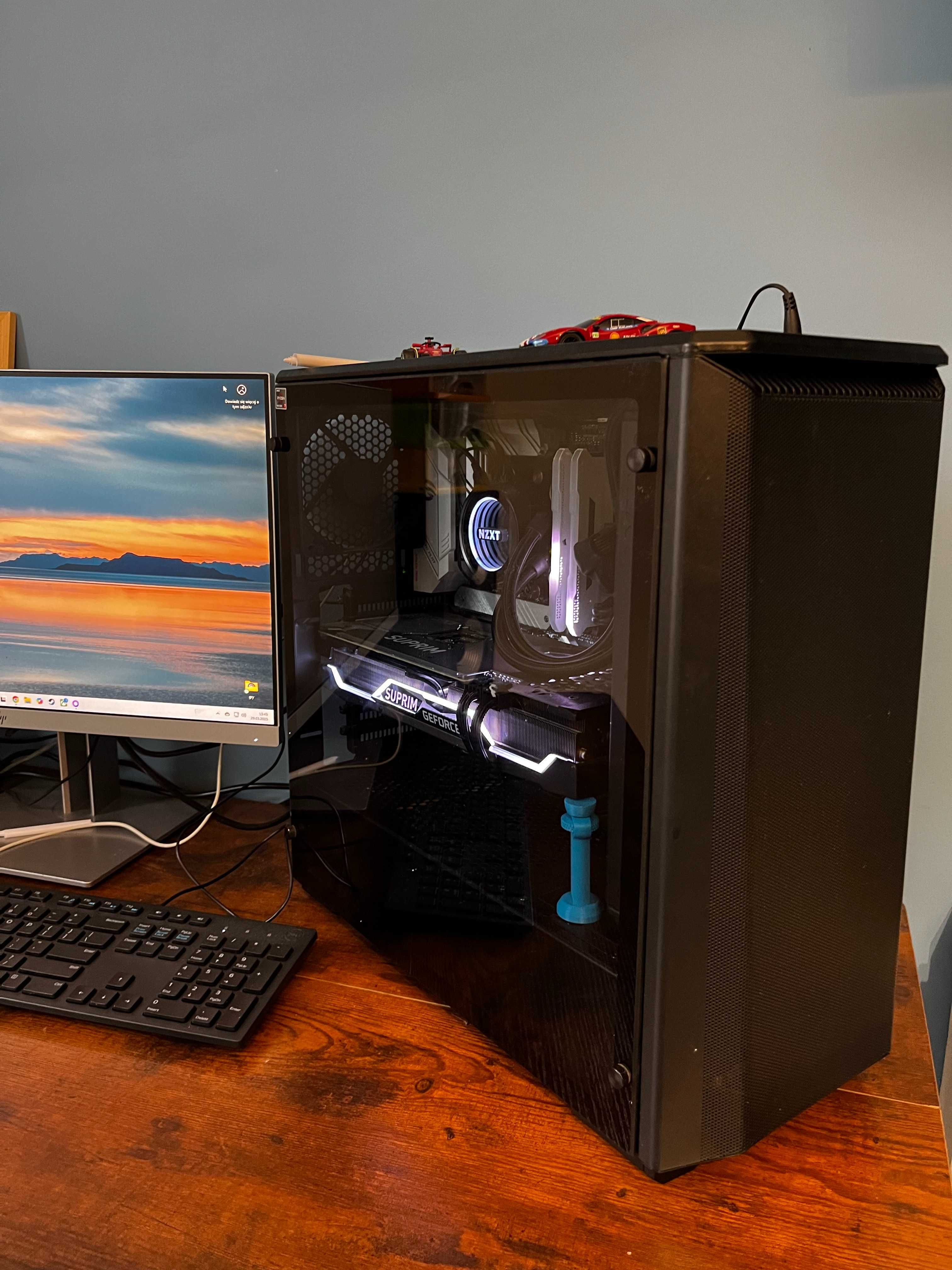 Komputer dla Gracza R7 5800x, RTX3070, B550-A ROG, 32GB DDR4, NZXT X62