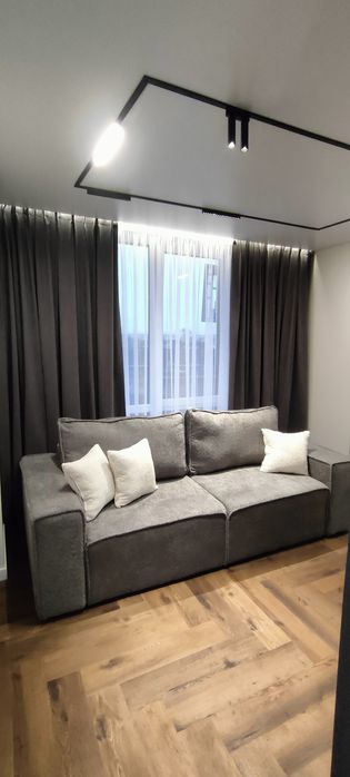 Продаж двокімнатної квартири з ремонтом