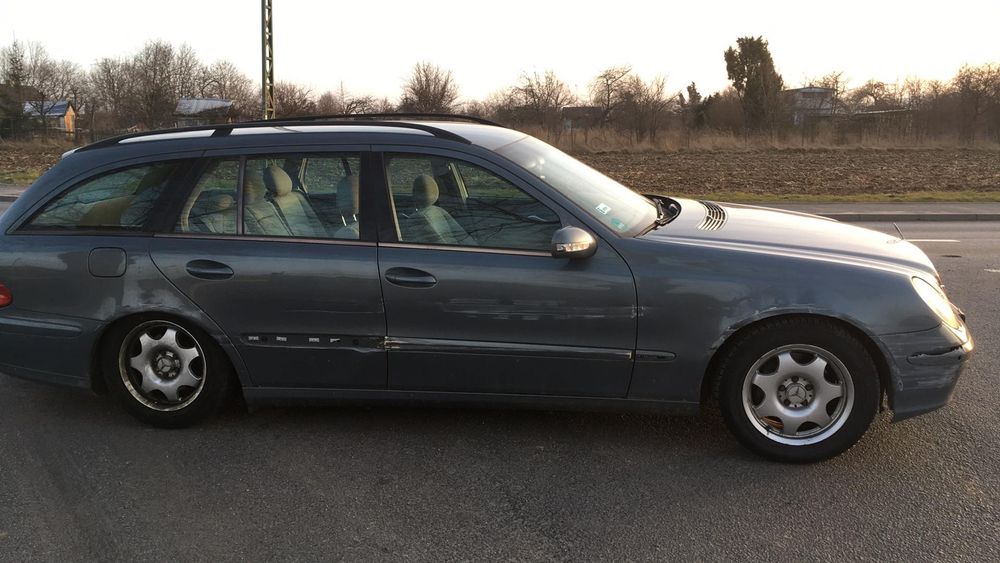 Mercedes w 211 3,2 dci E klasa hak 2005r