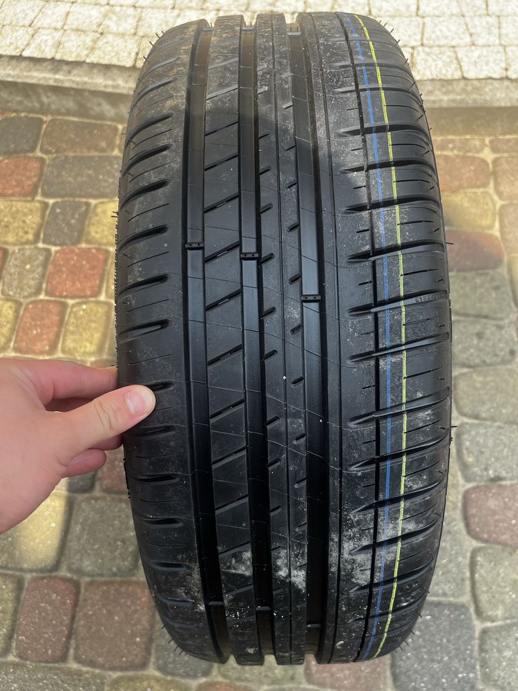 Felga 17 4x108 z opona Michelin 17 205/45