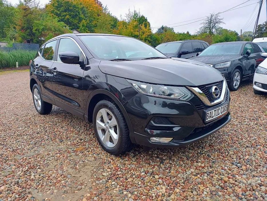 Nissan Qashqai lift 1,2 benz 116 km automat wynajem z wykupem f.v. 23%