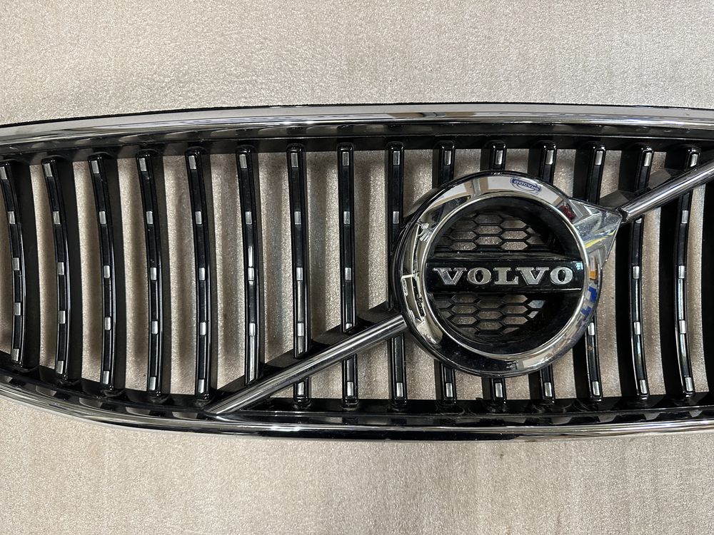 Volvo V90 CC Cross Country Grill atrapa chłodnicy