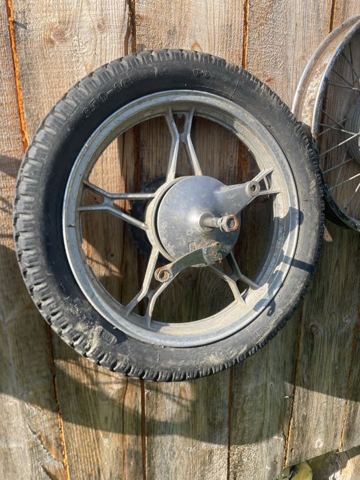 Колеса для мотоциклів