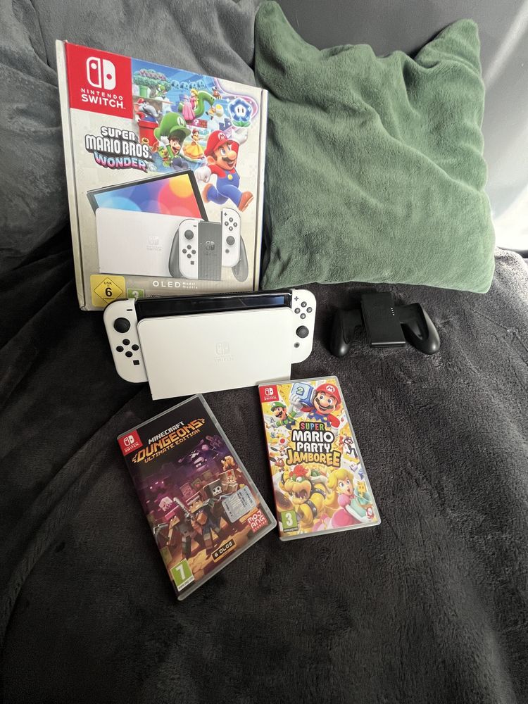 Nintendo Switch OLED + gry
