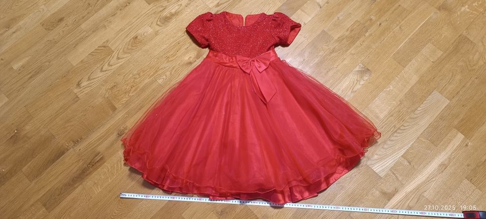 Плаття для дівчинки.