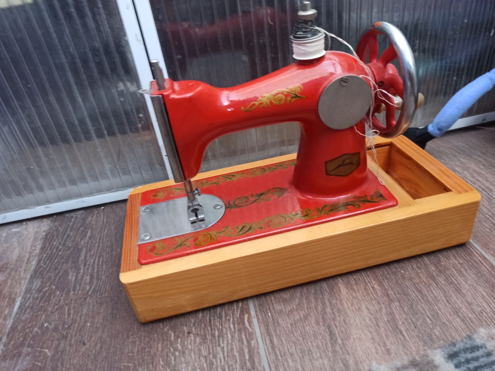 Детская швейная машинка игрушка раритет СССР