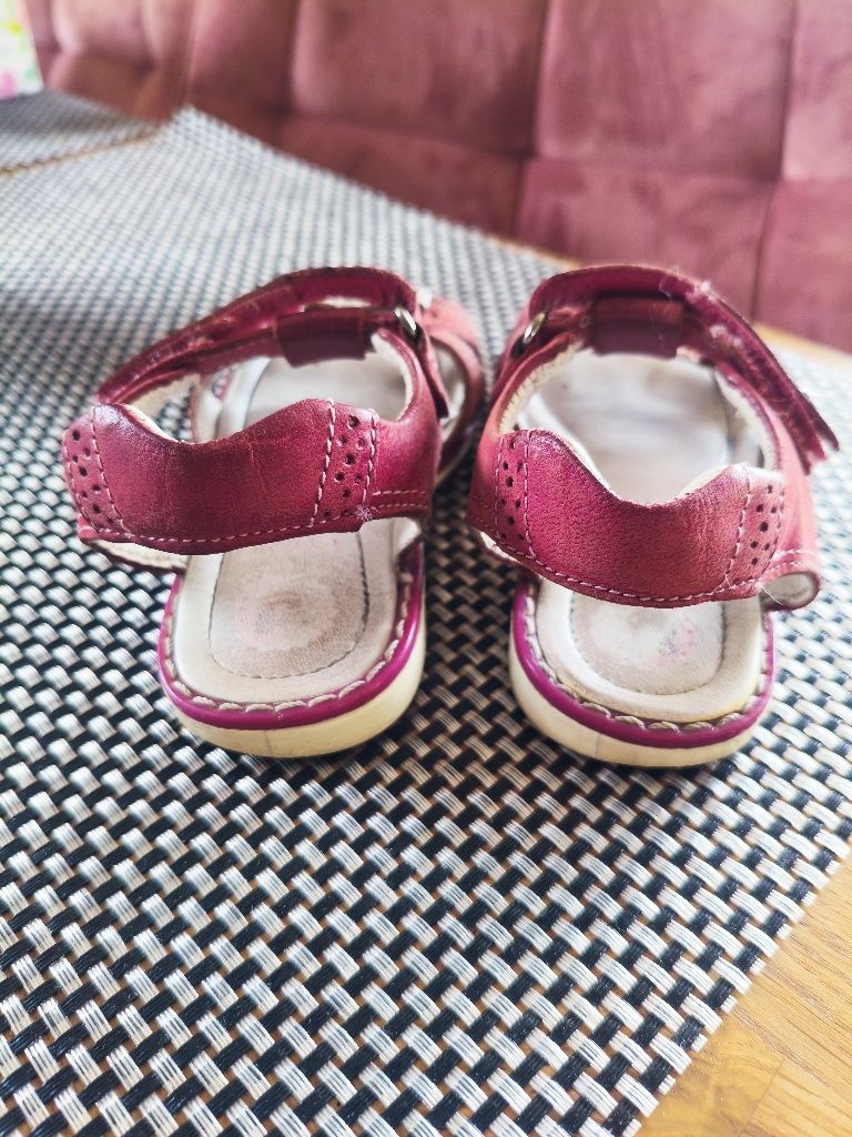 Sandały skórzane buty dziecięce rozmiar 25