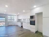 Apartamento T3 No Coração De Chaves