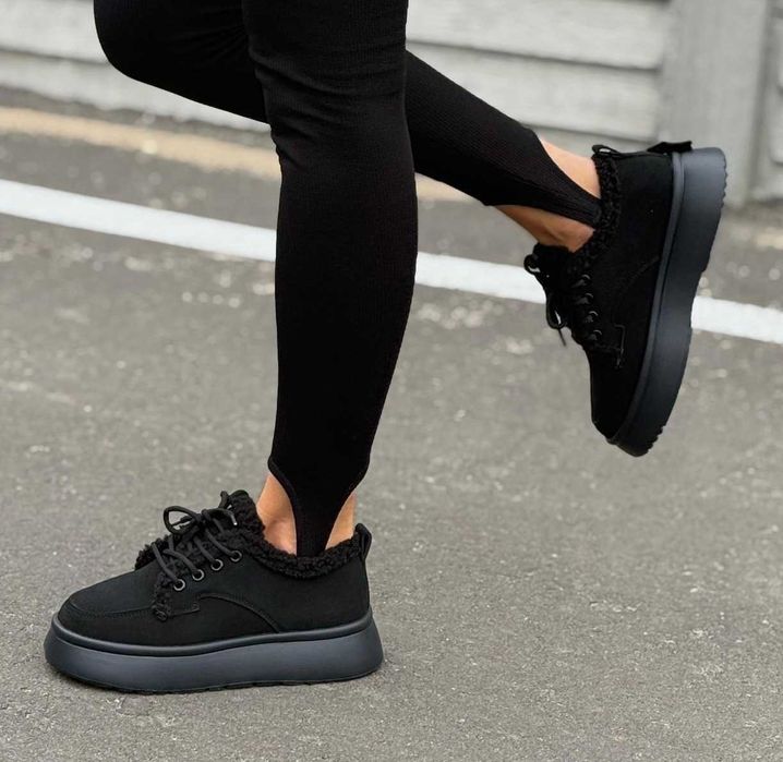 Зимние женские кроссовки замшевые с мехом натуральная замша черные