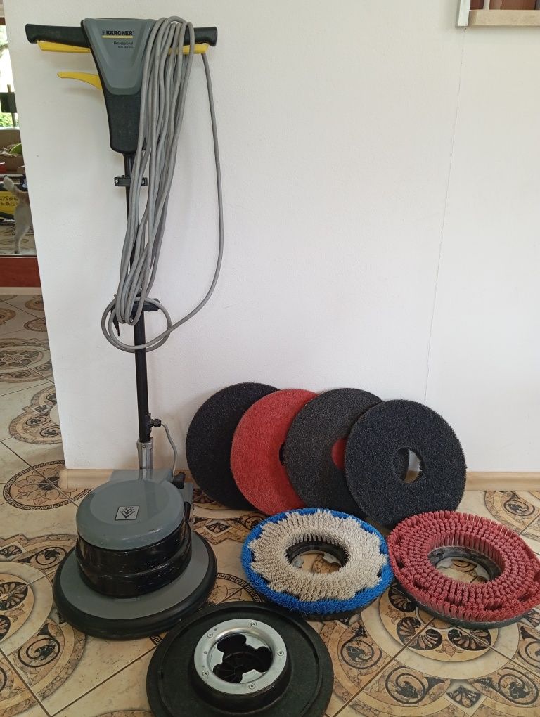 Szorowarka  Karcher BDS