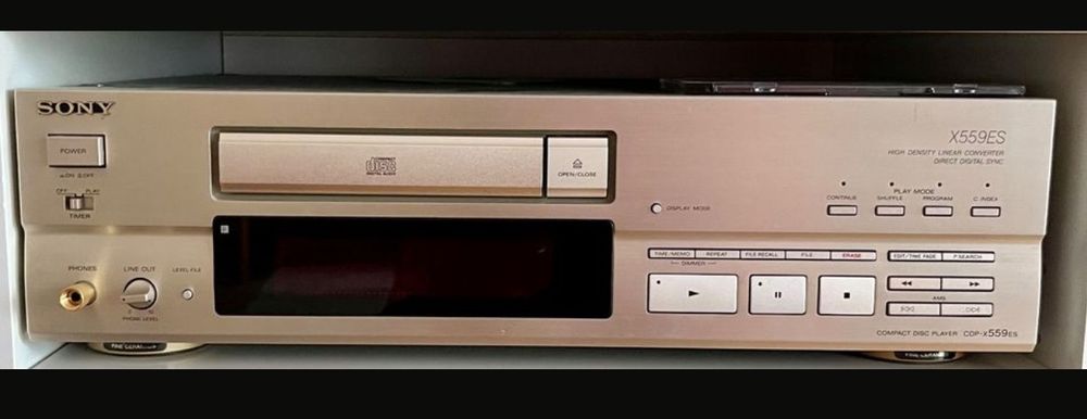 Odtwarzacz kompaktowy CD Sony CDP-X559ES