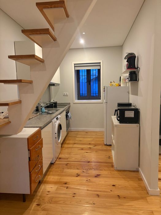 Arrenda-se quarto em avintes