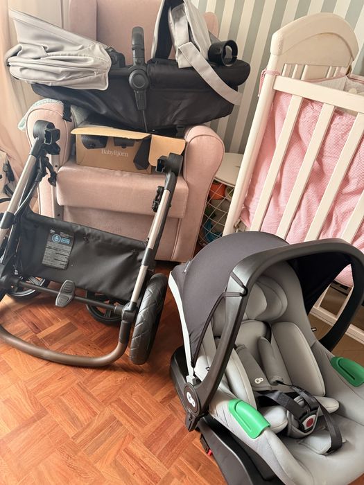 Conjunto carrinho, ovo e alcofa de Bebé KINDERKRAFT Moov 2 XL NOVO