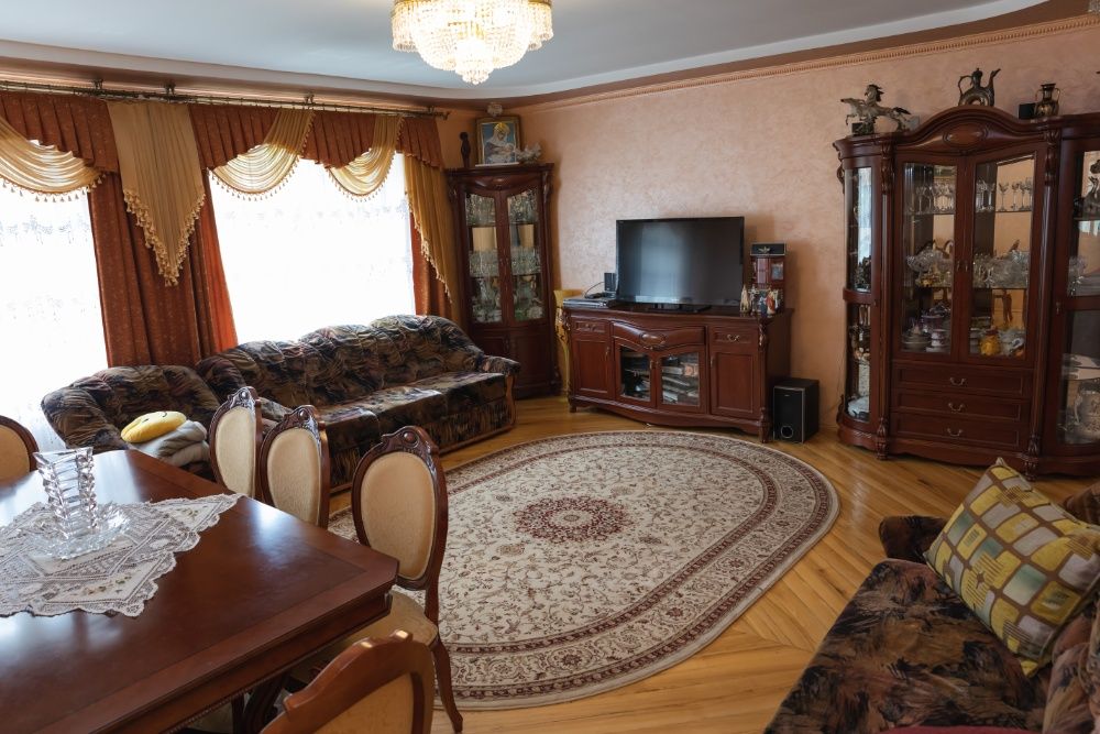 Продаж нерухомості будинку Борислав Львівська обл від власника Карпати