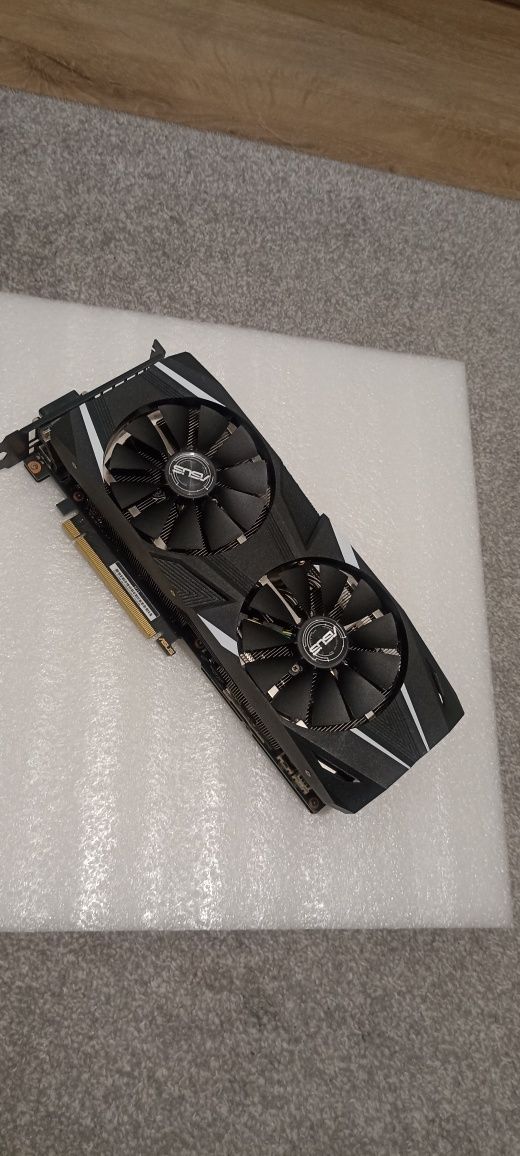 Asus Dual GeForce RTX 2060 6Gb