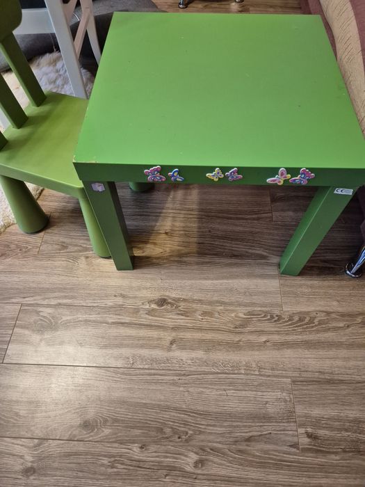 Stolik dla dzieci zielony +krzesełko IKEA