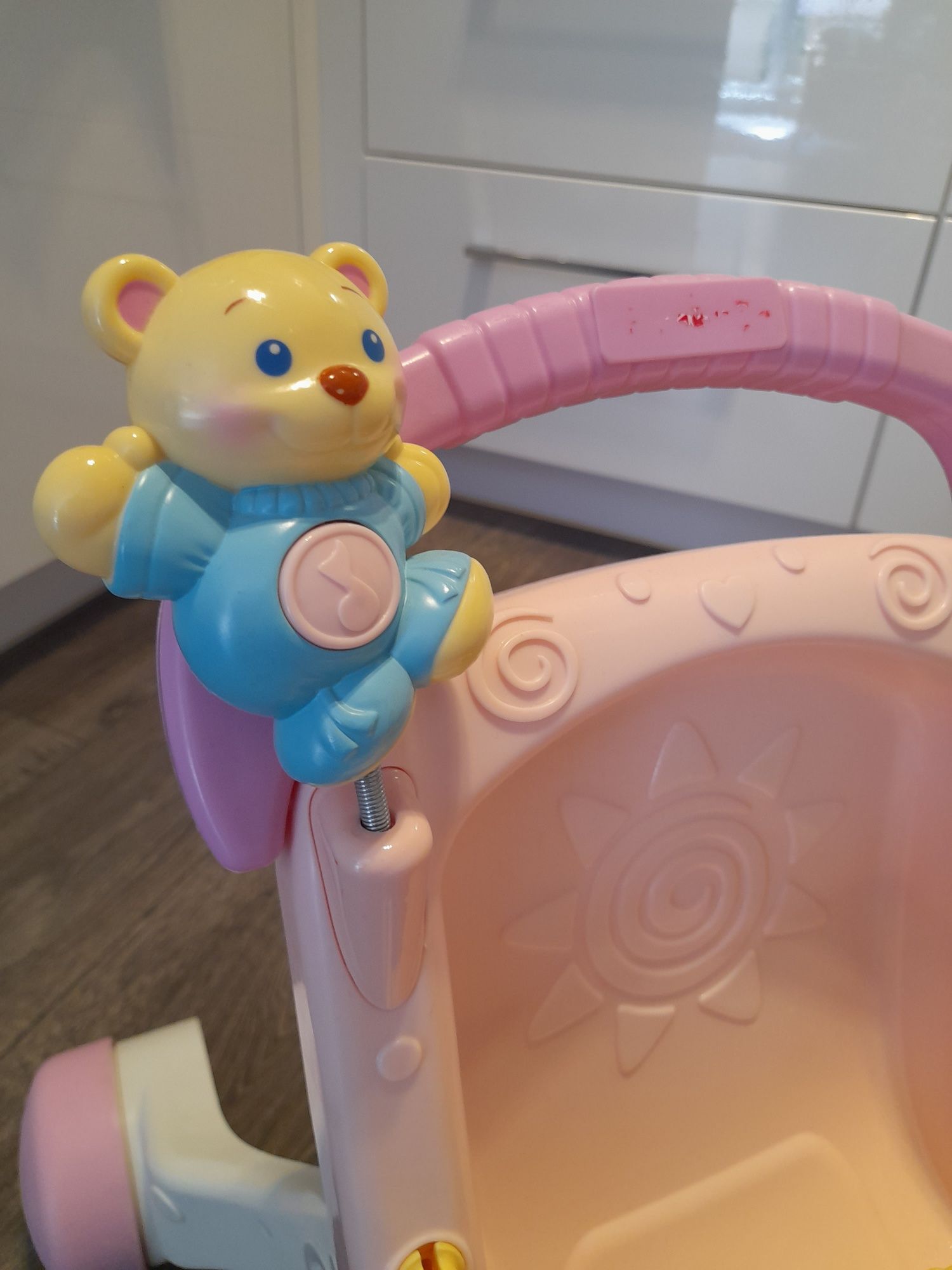 Wózek pchacz Fisher Price dla lalek 3w1 pozytywka