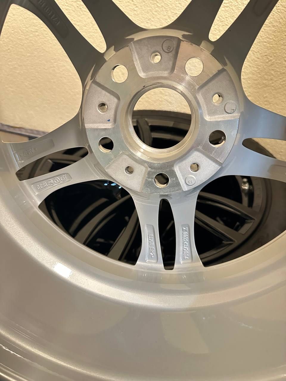 Felgi BMW F10 F11 R18 M 613