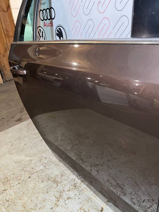 Двері праві Шкода Октаія а7 дверь правая  двери  Octavia A7 LF8Z 4L4L