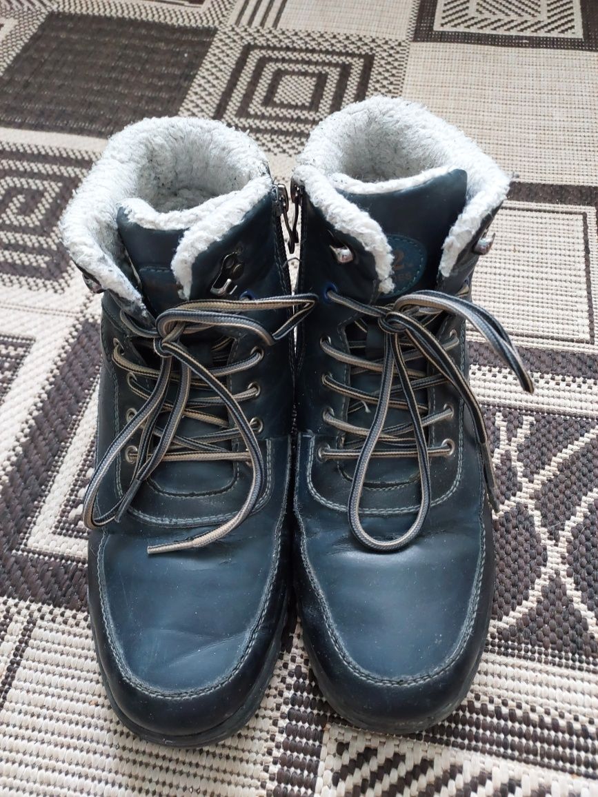 Зимові черевики на хлопчика 38р.