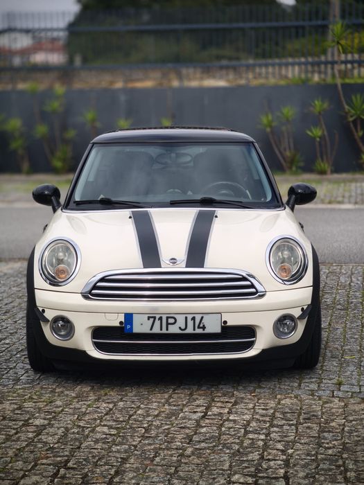 Mini Cooper 1.6 HDI 110 CV ( Versao Com 2 Panoramico )